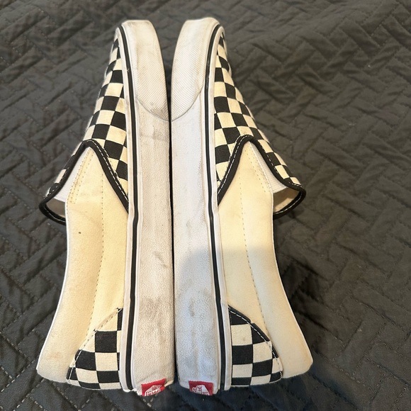 Men’s Checkered Vans - Picture 2 of 5